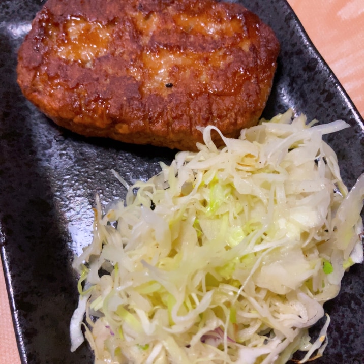 マルシンハンバーグとキャベツ炒め レシピ 作り方 By 桜 咲子 楽天レシピ マルシンハンバーグとキャベツ炒め レシピ 作り方 By 桜 咲子 楽天レシピ